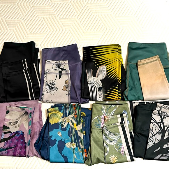 BUNDLE 8 NOLI MEDIUM YOGA PANTS. Multiple patterns. - Picture 1 of 14